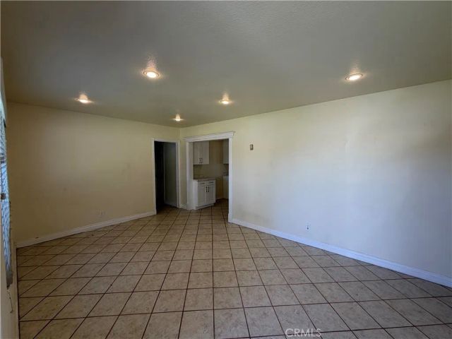 3000 Carl, Riverside, CA 92507