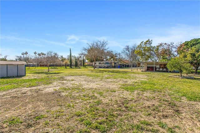 193 N Maple Avenue, Fontana, CA 92335