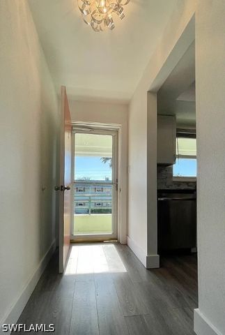 200 Valley Stream DR 8B, Naples, FL 34113