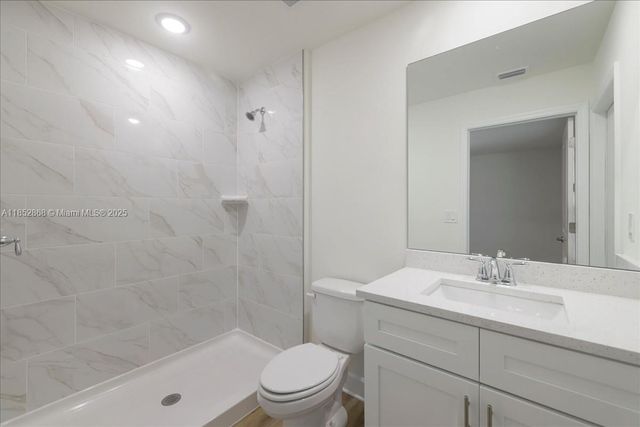2107 NW 20th Ter, Cape Coral, FL 33993