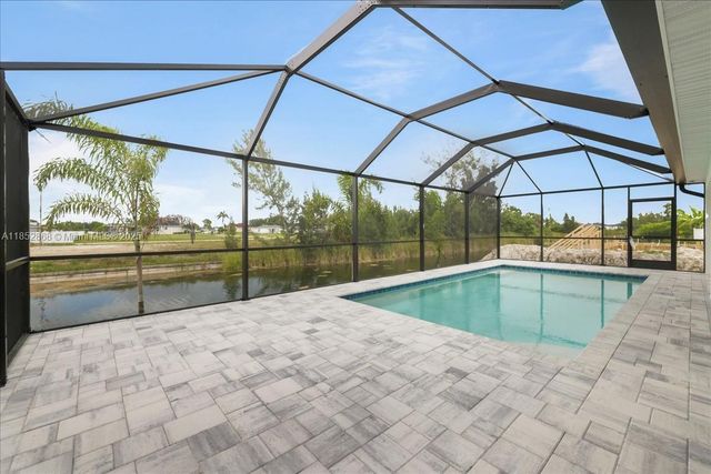 2107 NW 20th Ter, Cape Coral, FL 33993