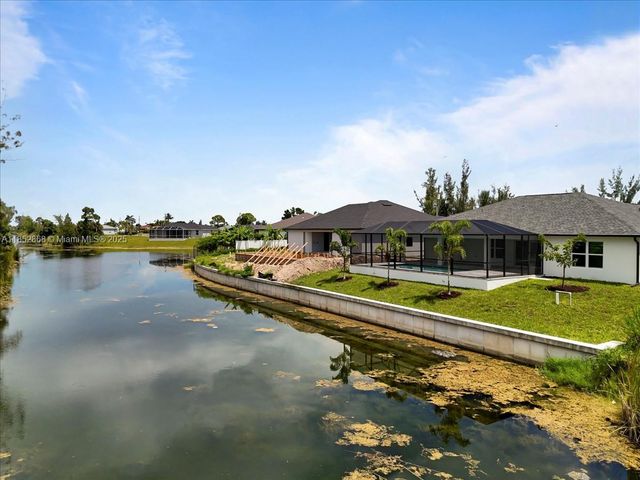 2107 NW 20th Ter, Cape Coral, FL 33993