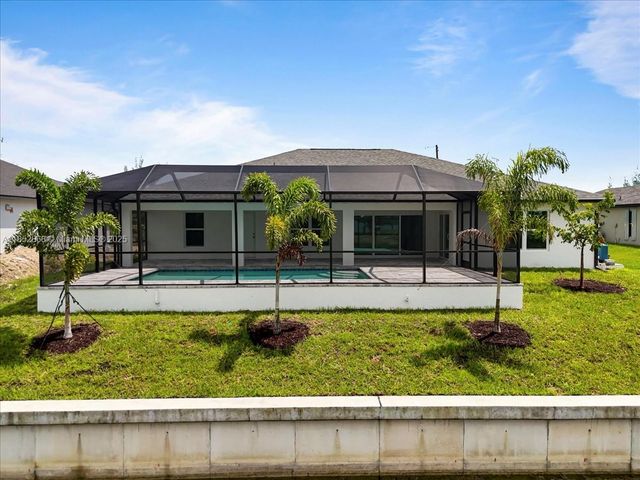 2107 NW 20th Ter, Cape Coral, FL 33993