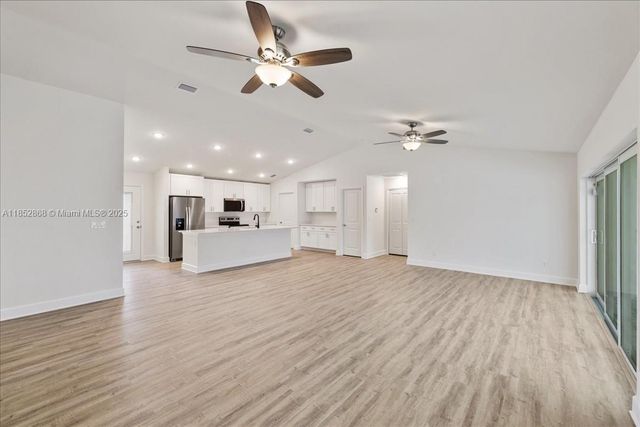 2107 NW 20th Ter, Cape Coral, FL 33993