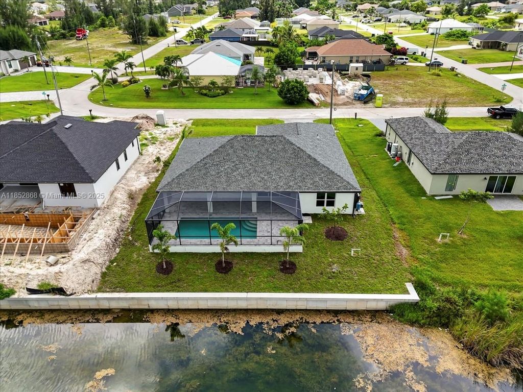 2107 NW 20th Ter, Cape Coral, FL 33993