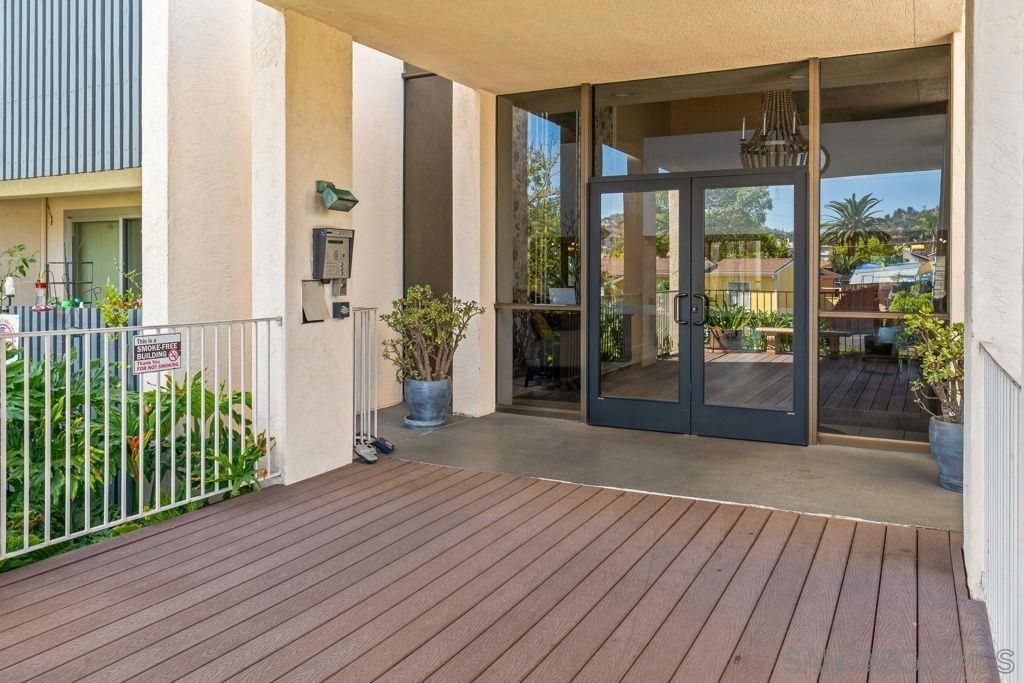 4900 Rosehedge Dr 304, La Mesa, CA 91942 — photo 3