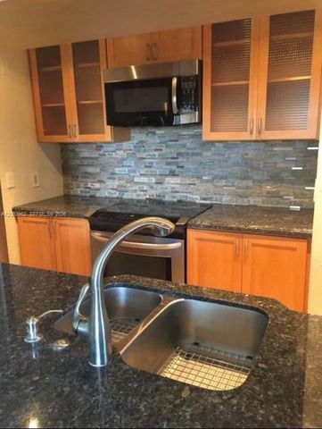 1407 NE 56th St 301, Fort Lauderdale, FL 33334