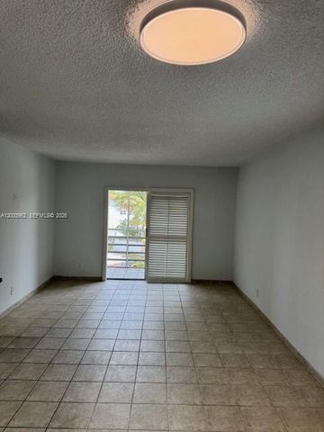 1407 NE 56th St 301, Fort Lauderdale, FL 33334