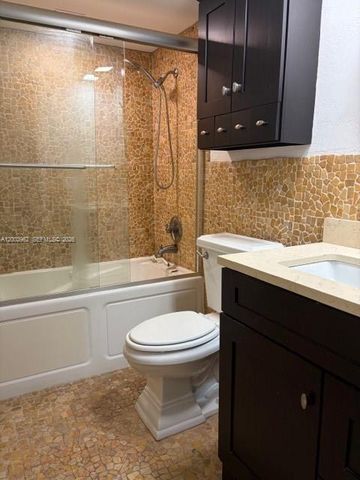 1407 NE 56th St 301, Fort Lauderdale, FL 33334