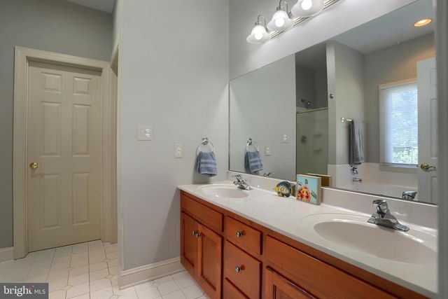 1018 COUNTRY CLUB RD, Camp Hill, PA 17011