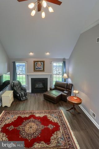 1018 COUNTRY CLUB RD, Camp Hill, PA 17011