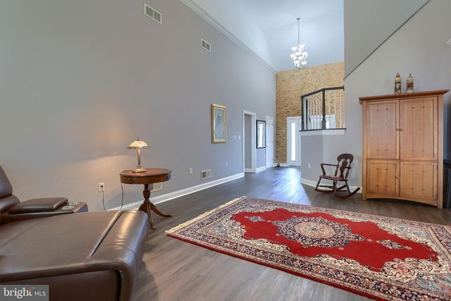 1018 COUNTRY CLUB RD, Camp Hill, PA 17011