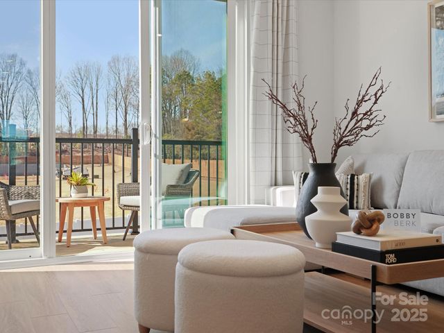 5032 Beirut Drive, Charlotte, NC 28217