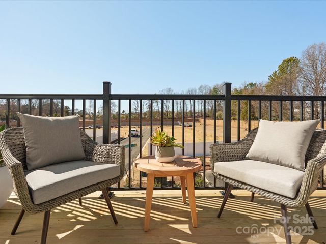 5032 Beirut Drive, Charlotte, NC 28217