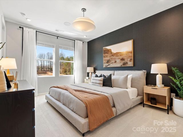 5032 Beirut Drive, Charlotte, NC 28217