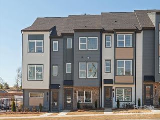 5032 Beirut Drive, Charlotte, NC 28217