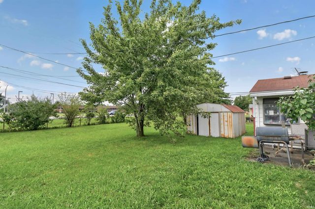 7019 Strawberry Drive, Fort Wayne, IN 46825