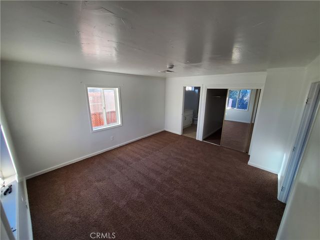 8550 C Avenue, Hesperia, CA 92345