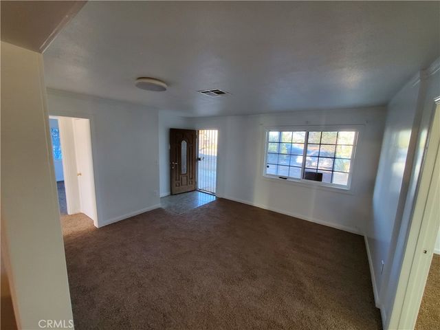 8550 C Avenue, Hesperia, CA 92345