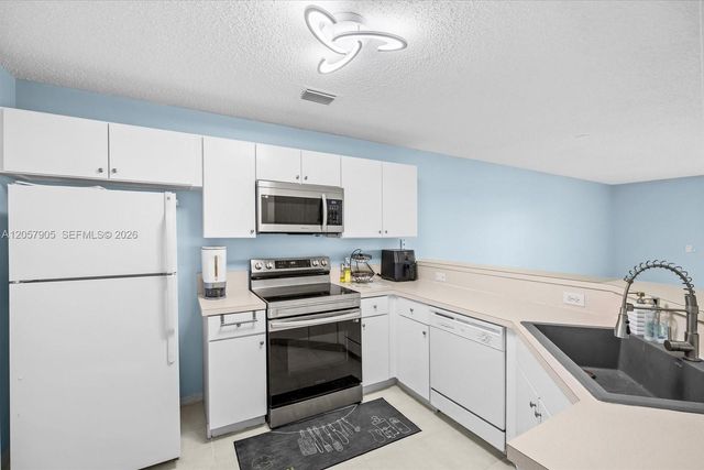 232 Timberwalk Trail, Jupiter, FL 33458