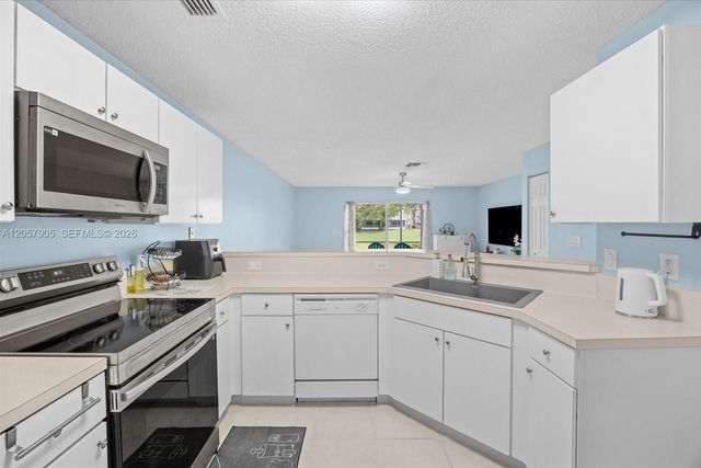 232 Timberwalk Trail, Jupiter, FL 33458