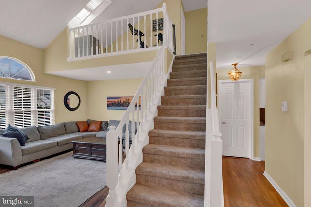 41 LAUREL CIR, Newtown, PA 18940