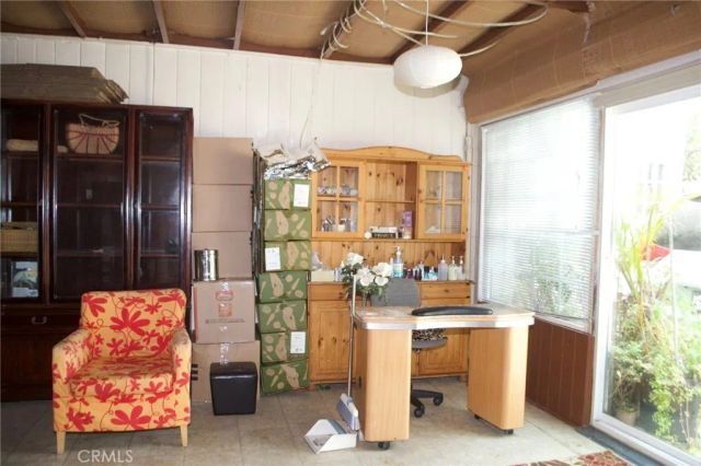 4130 Redwood Avenue, Los Angeles, CA 90066