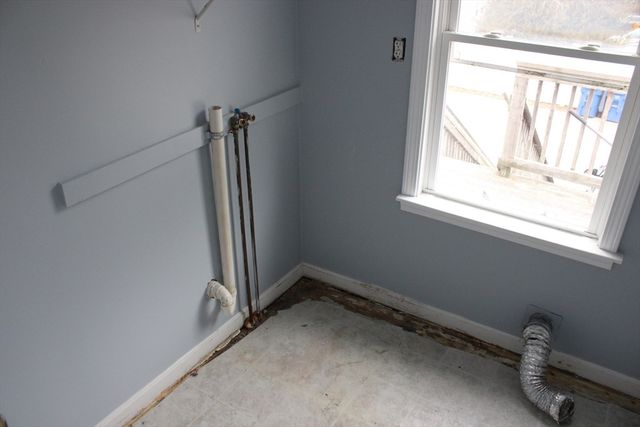 417 Court Street 417, Plymouth, MA 02360