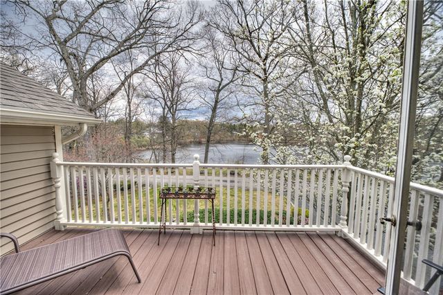 110 Lake View Road, Cranston, RI 02920