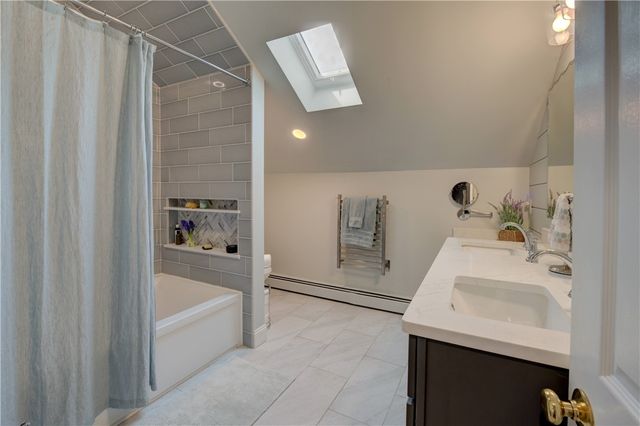 110 Lake View Road, Cranston, RI 02920