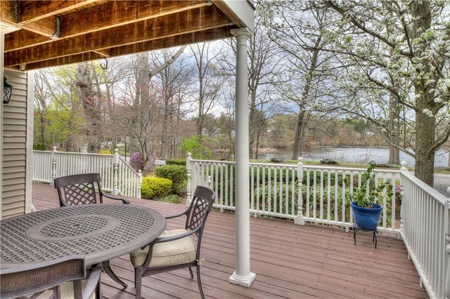 110 Lake View Road, Cranston, RI 02920