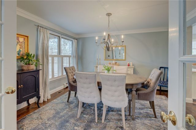 110 Lake View Road, Cranston, RI 02920