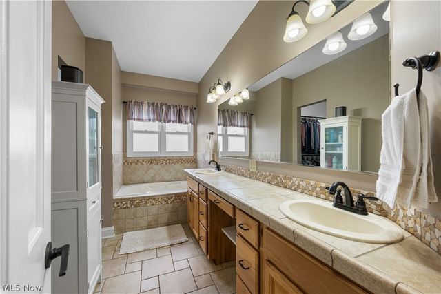 4387 Ridge View Drive, Uniontown, OH 44685