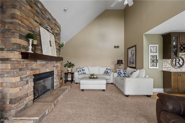 4387 Ridge View Drive, Uniontown, OH 44685