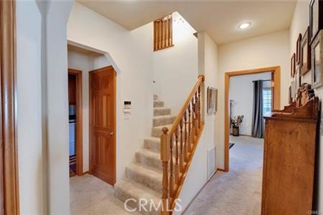 615 San Benito, Lake Arrowhead, CA 92352