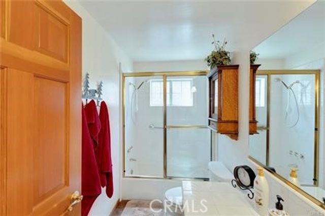 615 San Benito, Lake Arrowhead, CA 92352