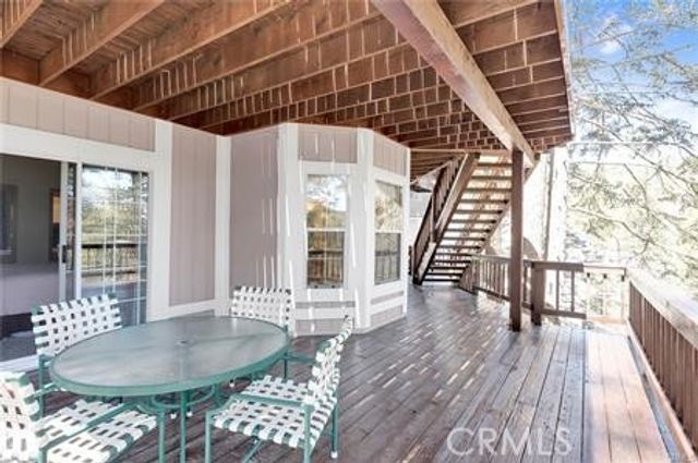 615 San Benito, Lake Arrowhead, CA 92352