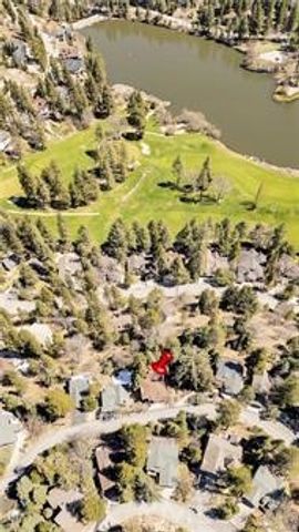 615 San Benito, Lake Arrowhead, CA 92352