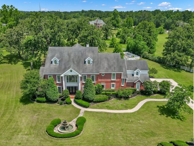 15203 Wildwood Circle, Magnolia, TX 77354