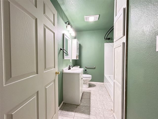250 County Road 2426, Como, TX 75431