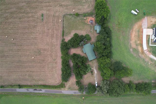 250 County Road 2426, Como, TX 75431