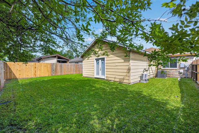 13010 Abalone Way, Houston, TX 77044