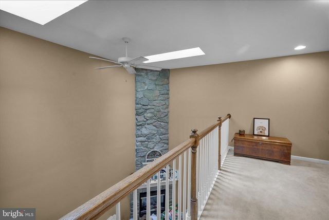 107 FARMINGTON WAY, Mount Joy, PA 17552