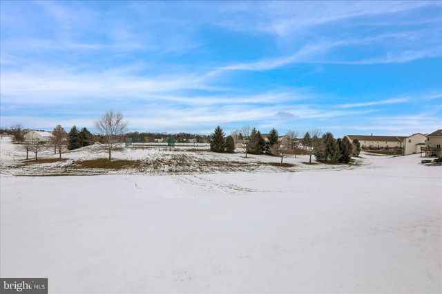 107 FARMINGTON WAY, Mount Joy, PA 17552