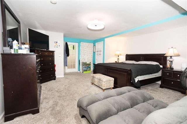 9155 Nesbit Ferry Road, Alpharetta, GA 30022