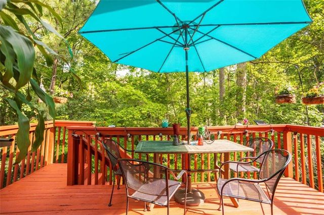 9155 Nesbit Ferry Road, Alpharetta, GA 30022