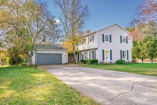 443 N Cherry Wood Lane, Muncie, IN 47304