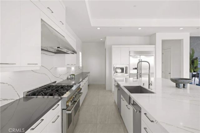 12545 N Silver Spur Court, Porter Ranch, CA 91326