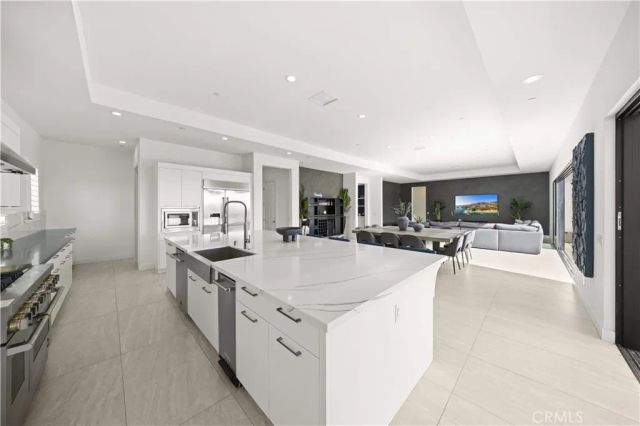 12545 N Silver Spur Court, Porter Ranch, CA 91326