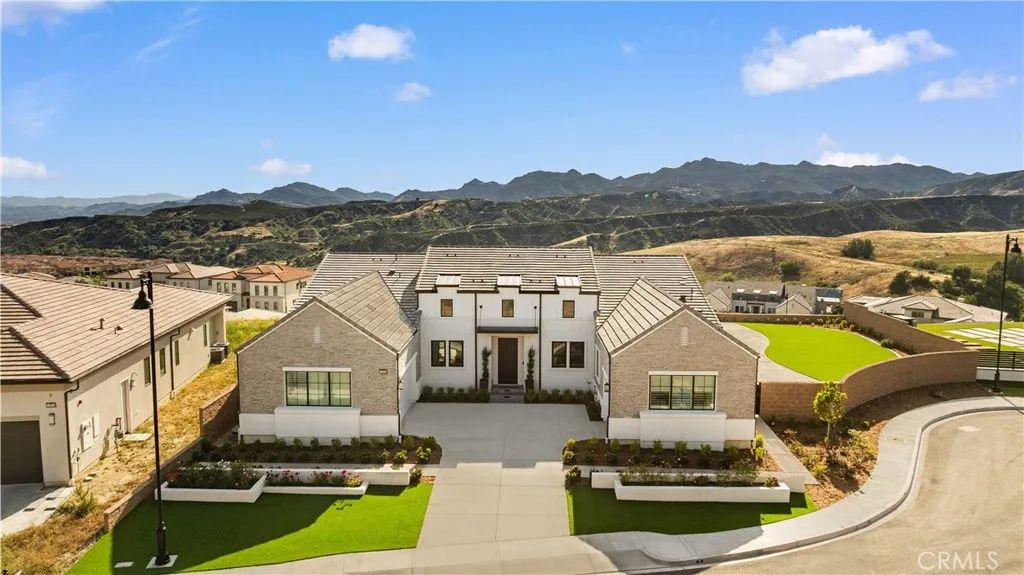 12545 N Silver Spur Court, Porter Ranch, CA 91326